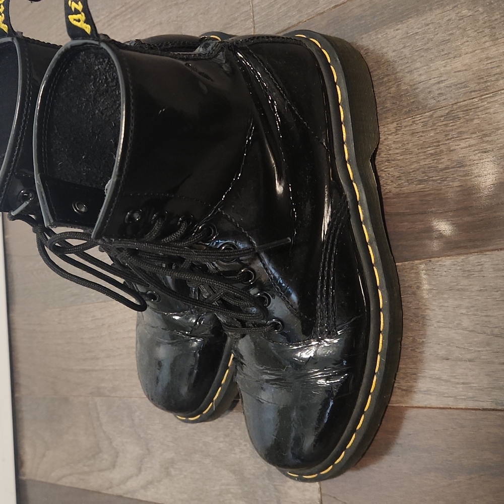 Patent leather docs - Picture 5 of 7
